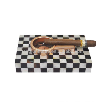 Chinoise en gros blanc MOP et penshell cohiba cigare cendrier